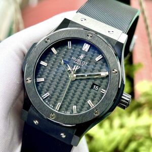 5 Hublot Classic Fusion Ceramic Black 542.CM.1770.RX