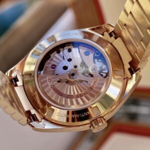 5 Omega Seamaster Aqua Terra 231.50.39.21.06.003 Automatic