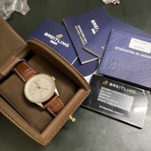 7 Breitling Navitimer 01 Rose Gold 18K SS U17325