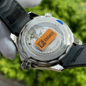 7 Omega Seamaster Professional Diver 210.32.42.20.04.001