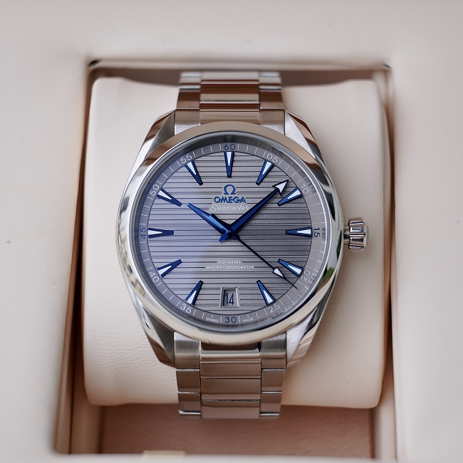 1 Omega Seamaster Aqua Terra Chronometer 220.10.41.21.06.001 1 Omega Seamaster Aqua Terra Chronometer 220.10.41.21.06.001
