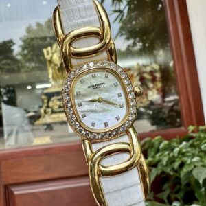 1 Patek Philippe Golden Ellipse 4931J-001 Women's in 18k Gold