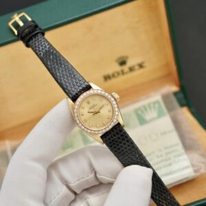 10 Rolex Oyster Ladies 18K Gold Diamond Bezel 67188