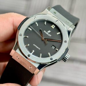 5 Hublot Classic Fusion Black 542NX1171LR 42mm