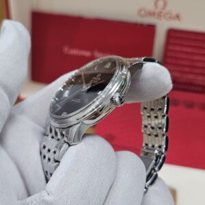 6 Omega DeVille Prestige Chronometer 424.10.40.20.01.001
