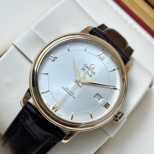 9 Omega DeVille Prestige 18K Rose Gold 424.53.40.20.02.001 9 Omega DeVille Prestige 18K Rose Gold 424.53.40.20.02.001