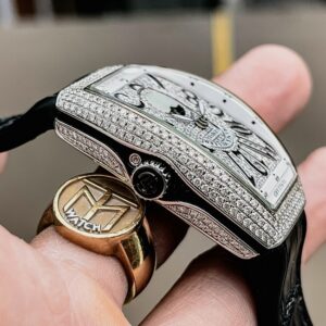 3 Franck Muller Vanguard V 32 SC AT F0 L Diamond Moonphase3 Franck Muller Vanguard V 32 SC AT F0 L Diamond Moonphase