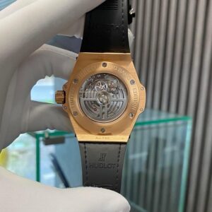 5 Hublot Big Bang One Click 465.OS.7048.VR.1204.MXM20