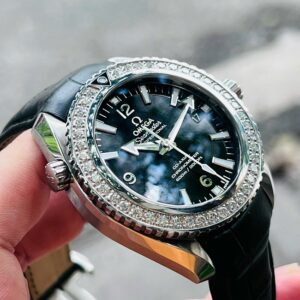5 Omega Seamaster Planet Ocean Diamond 232.18.42.21.01.001