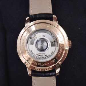 9 Montblanc Heritage Spirit Moonphase 111185 18K Gold