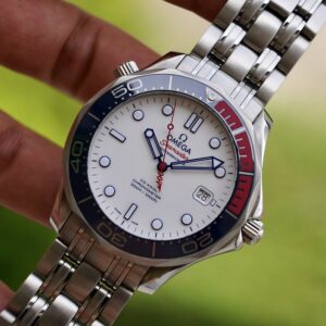 1 Omega Seamaster Commander's 007 212.32.41.20.04.001