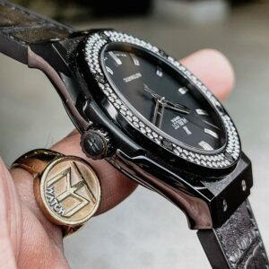 2 Hublot Classic Fusion Black Magic 511.CN.1170.LR.1104 Ceramic