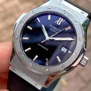 2 Hublot Classic Fusion Stainless Steel B1915.1 Automati