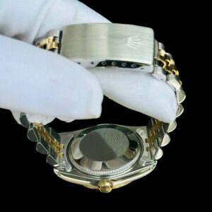 2 Rolex DateJust 16233 Automatic 31mm2 Rolex DateJust 16233 Automatic 31mm