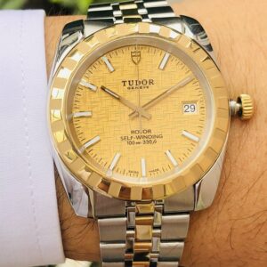 2 Tudor 21013-62583-CHPIDSTL Classic Date Champagne