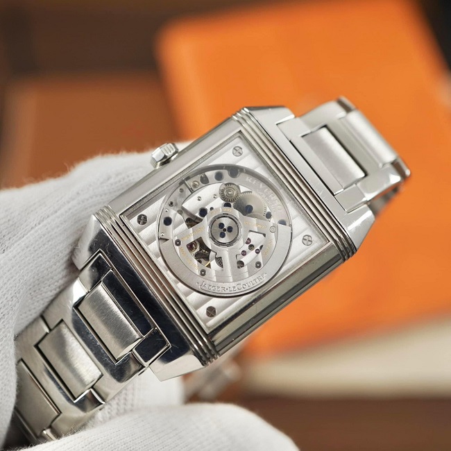 4 Jaeger LeCoultre Reverso Squadra Automatic Q7048120 4 Jaeger LeCoultre Reverso Squadra Automatic Q7048120