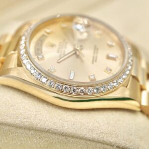4 Rolex Oyster Perpetual Day-Date 18238 Automatic