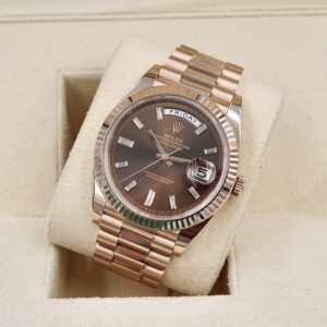 4 Rolex Oyster Perpetual Day-Date 228235 Automatic