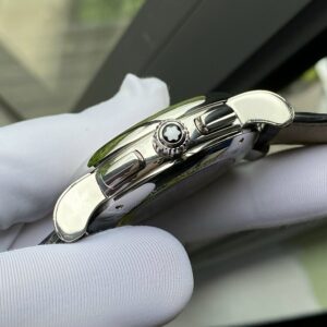 6 Montblanc Star 4810 105856 44mm Automatic