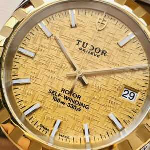 6 Tudor 21013-62583-CHPIDSTL Classic Date Champagne