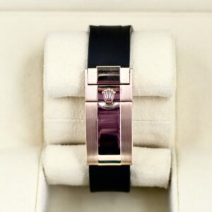 7 Rolex Daytona 116515 18k Rose Gold Black Dial