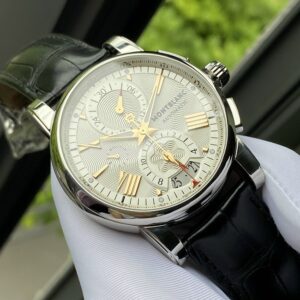 8 Montblanc Star 4810 105856 44mm Automatic