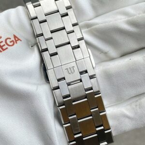 2 Maurice Lacroix Aikon AI6008 Automatic 42mm