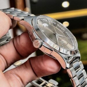 3 Gucci G-Timeless Automatic Steel Brown Dias YA126431