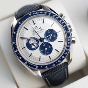 4 Omega Speedmaster Silver Snoopy 310.32.42.50.02.001