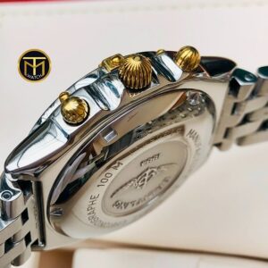 6 Breitling B130501 Chronograph Automatic 39mm