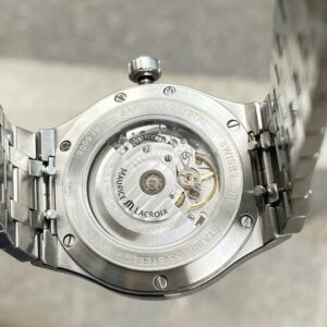 7 Maurice Lacroix Aikon AI6008 Automatic 42mm