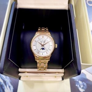 8 Carl F. Bucherer Manero Moonphase Automatic 00.10909.03.13.21