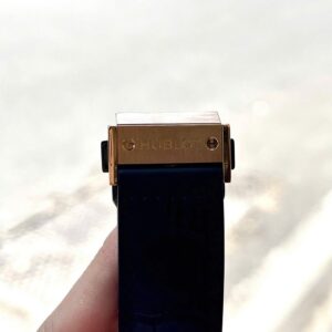 10 Hublot Classic Fusion King Gold Black 542.0X.1181.LR.1104