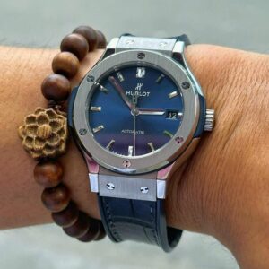 2 Hublot Classic Fusion Black Titanium 565.NX.7170.LR 38mm