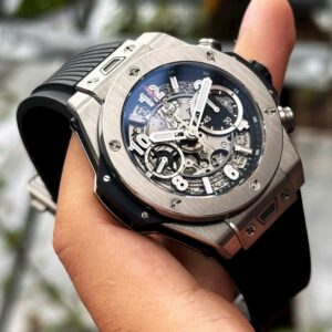 4 Hublot Classic Fusion Chronograph Titanium 441.NX.1170.RX