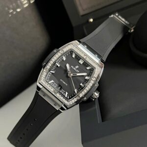 4 Hublot Spirit of Big Bang Diamond 39mm 665.NX.1170.RX.1204