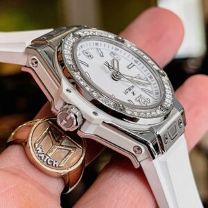 5 Hublot Big Bang One Click Steel 485.SE.2010.RW.1204