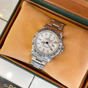5 Rolex Explorer II Polar 16570 Automatic