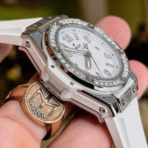 7 Hublot Big Bang One Click Steel 485.SE.2010.RW.1204
