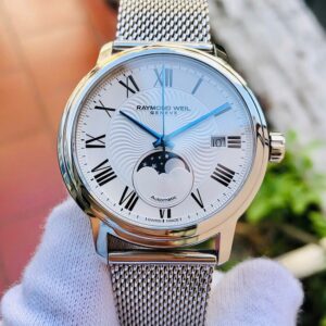 1 Raymond Weil Maestro Automatic Silver Dial 2239-STC-0065
