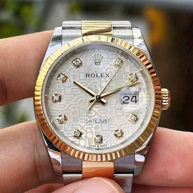 1 Rolex Oyster Perpetual DateJust 126233 Automatic 1 Rolex Oyster Perpetual DateJust 126233 Automatic