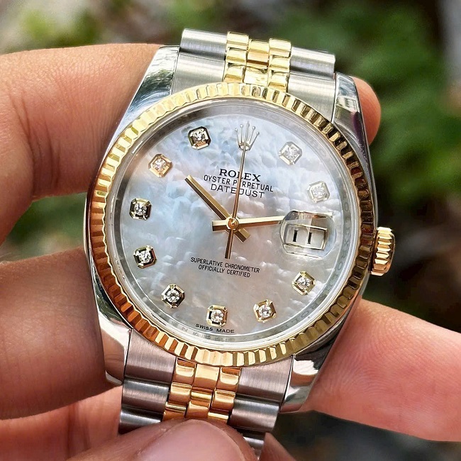 1 Rolex Oyster Perpetual DateJust MOP 116233 Automatic 1 Rolex Oyster Perpetual DateJust MOP 116233 Automatic