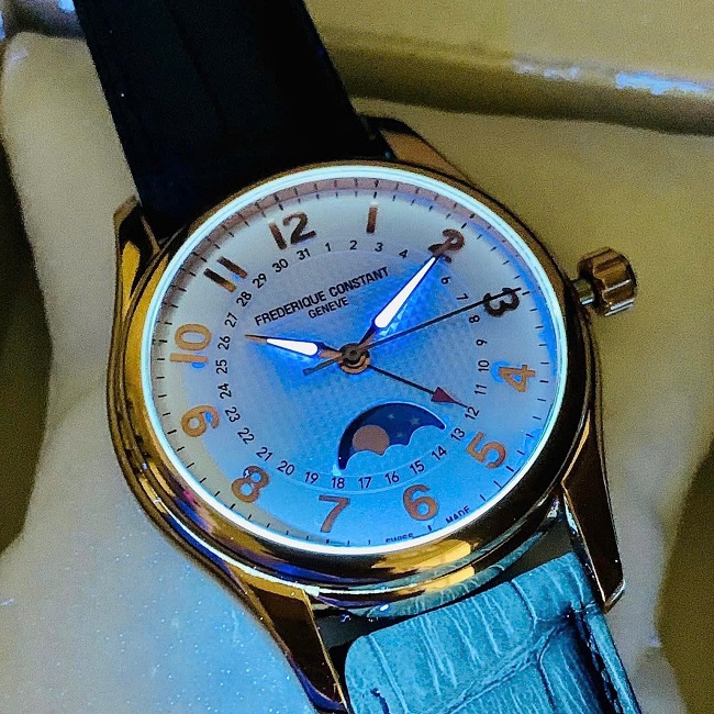 3 Frederique Constant Runabout Limited Edition 1888 FC-330RM6B4 3 Frederique Constant Runabout Limited Edition 1888 FC-330RM6B4