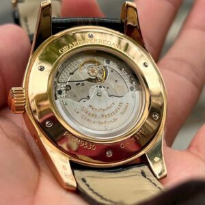 4 Girard Perregaux Classique Big Date Moon 495300512122