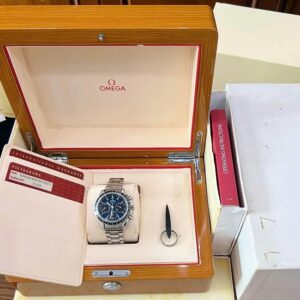 5 Omega Speedmaster Racing 326.30.40.50.03.001 Automatic
