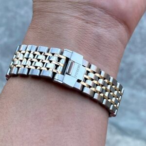 7 Tudor 1926 M91551-0004 Silver Diamond Rose Gold