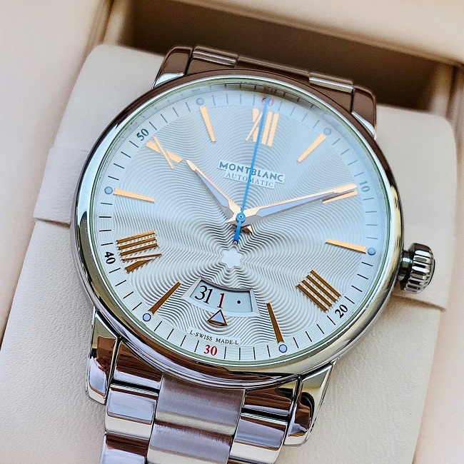 8 Montblanc 4810 114852 Date Automatic 42mm 8 Montblanc 4810 114852 Date Automatic 42mm