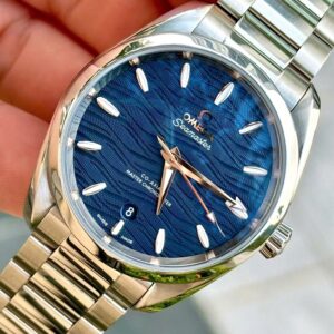 8 Omega Seamaster Aqua Terra 220.10.38.20.03.002 Automatic