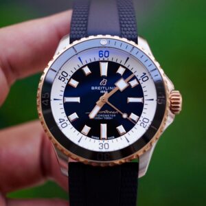 1 Breitling Ungetragene Superocean Automatic U17375211B1S1
