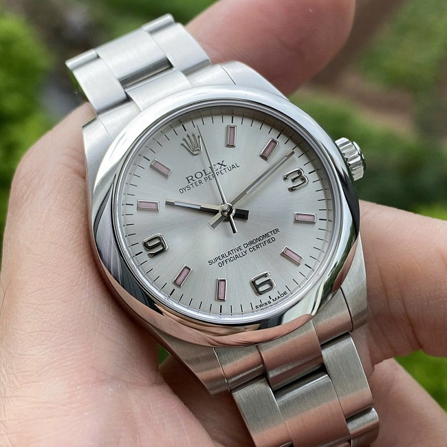 1 Rolex Oyster Perpetual 177200-0018 Automatic 31mm 1 Rolex Oyster Perpetual 177200-0018 Automatic 31mm